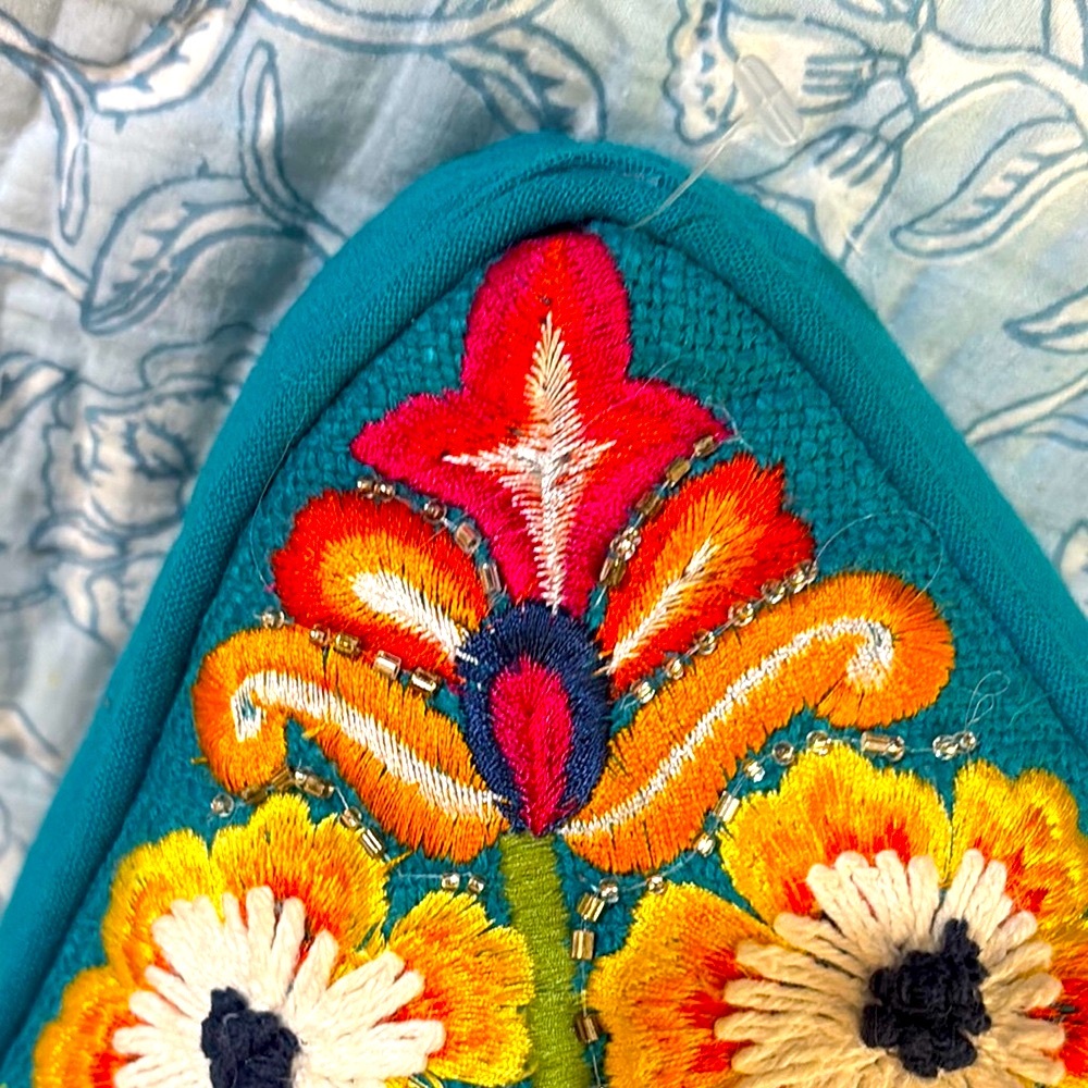 NWOT- Colorful Embroidered Teardrop Accent Pillow, unique, perfect condition - Picture 9 of 16